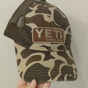 Yeti camo trucker hat